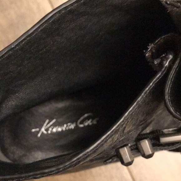 Kenneth Cole  black/ brown fur ankle leather boot size 9m - Picture 3 of 5